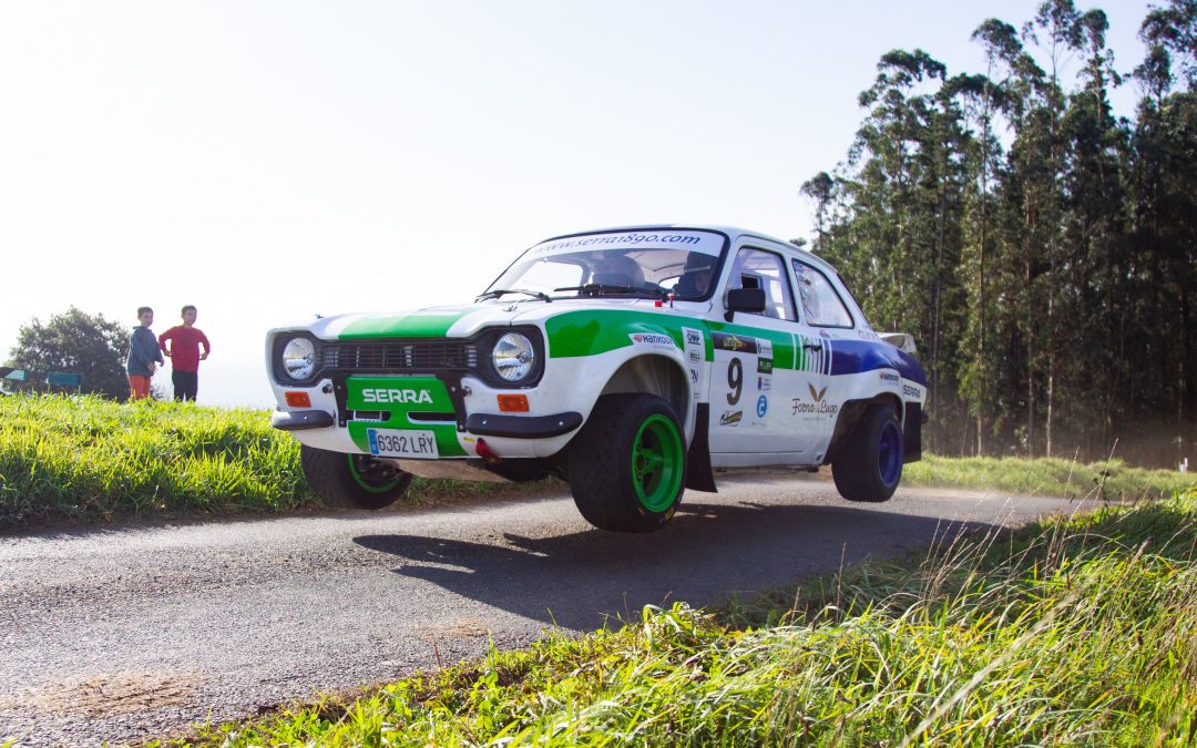 Francisco López and Antonio Sainz, in the midst of the fight for victory in the Rallye Rías Altas Histórico